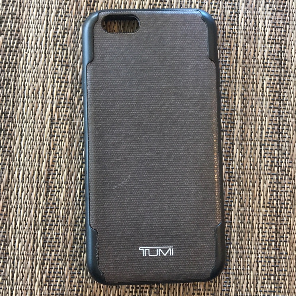TUMI IPhone7 case